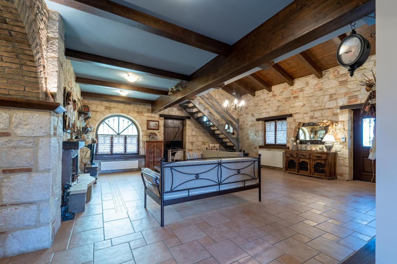 Art House Villa Κάτω Γερακάρι Εξωτερικό φωτογραφία